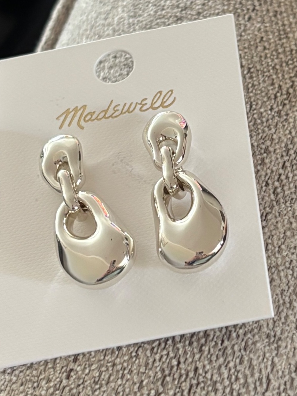 Madewell Sculpted Drop Earrings in Warm Silver Tone NWT - Picture 2 of 2